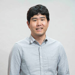 Jong Seok Lee