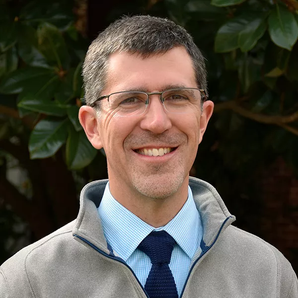 Tim Kuhn