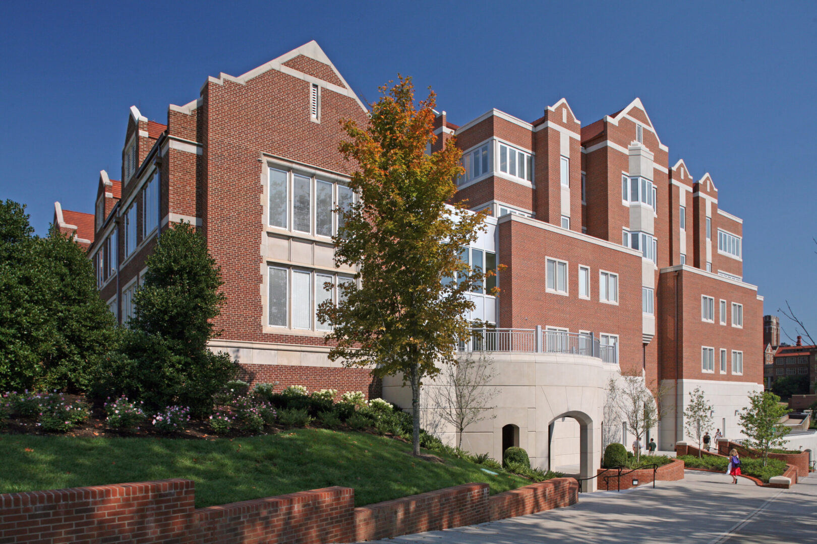Haslam College of Business building exterior